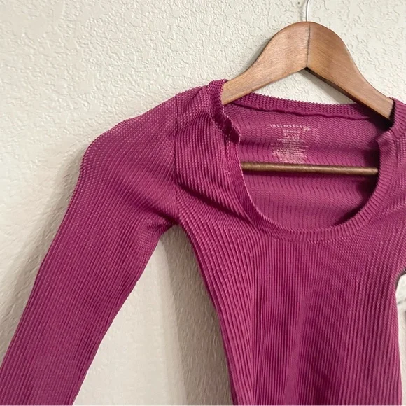 NWT Free People Womens Shirt Clean Slate Seamless Boysenberry Size Medium Large - Picture 7 of 10